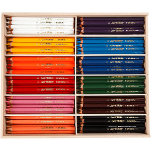 Super Ferby 1 colouring pencils