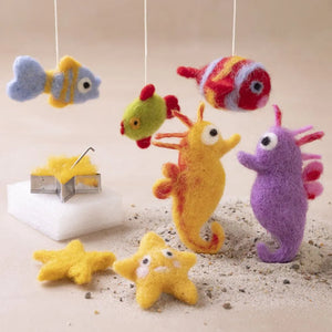 Craft Kit Needle felting, Animals in water, 1 pack