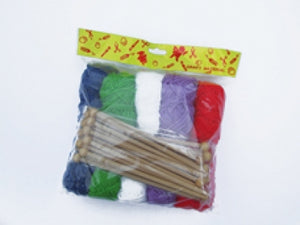 10 Balls Of Wool And 10 Sets Of Needles