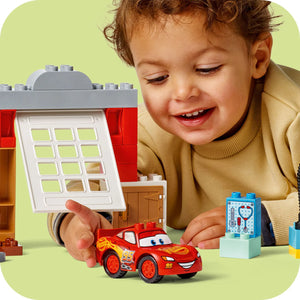 Lego Duplo - McQueen's Visit to Doc's Garage